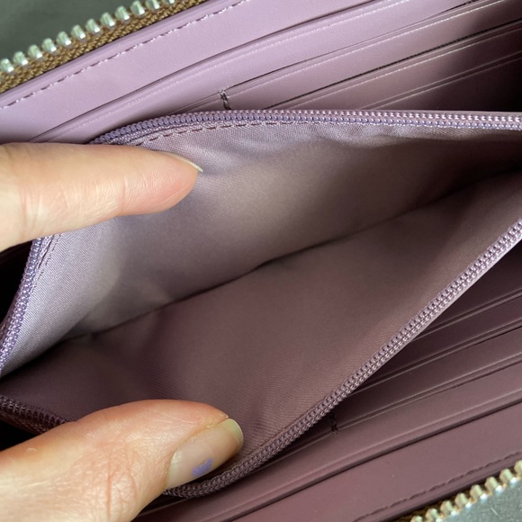 SOLD Coach Floral Long Wallet - Picture 6 of 9